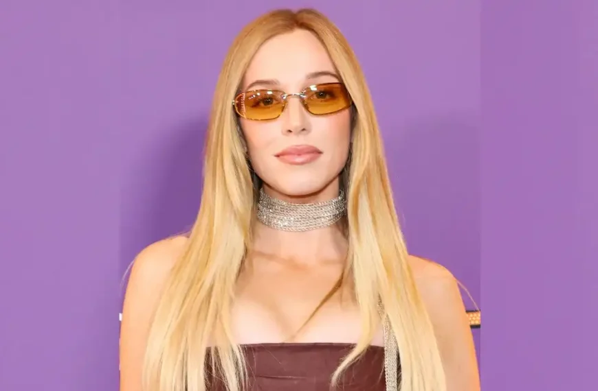 Celebrity News Celebrity News Is Alex Cooper Using Her Pregnancy Announcement to Escape a Massive Hollywood Workplace Scandal?