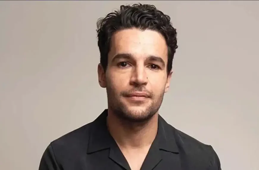 Jogi Jogi Can Christopher Abbott’s massive Tony breakthrough outrun the celebrity baby news?