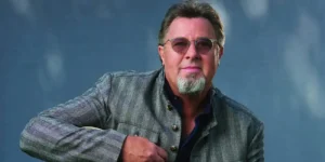Vince Gill Wins NSAI Lifetime Achievement Award